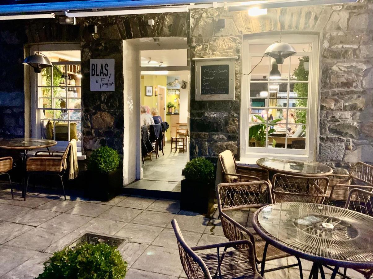 Blas At Fronlas Cafe - The Heart Of Newport Newport  Exterior photo
